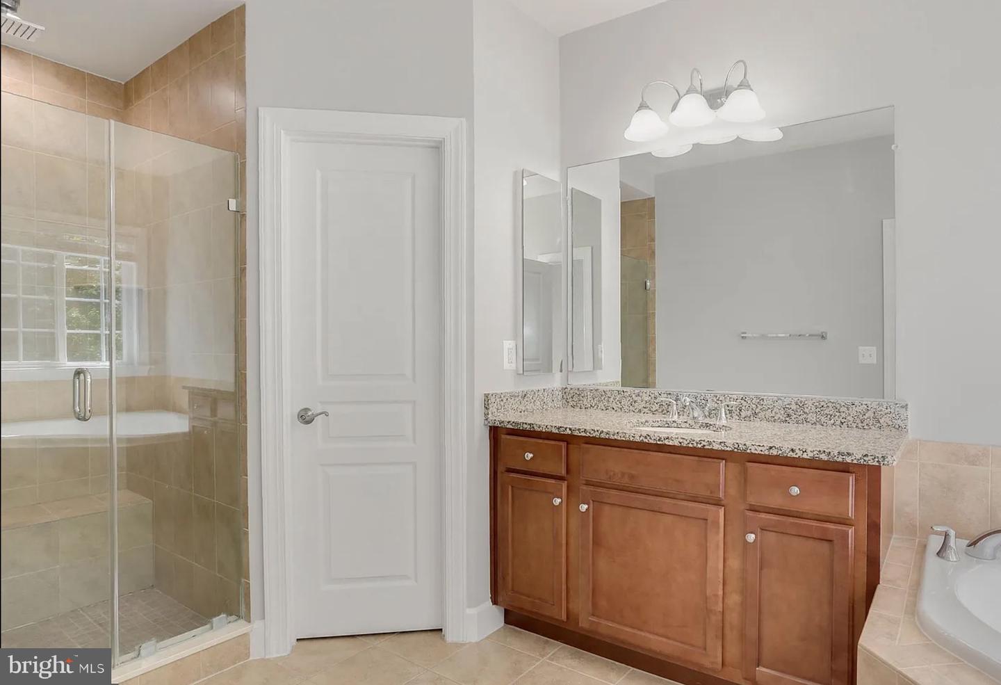 1294 SCOTTS RUN RD, MCLEAN, Virginia 22102, 6 Bedrooms Bedrooms, ,5 BathroomsBathrooms,Residential,For sale,1294 SCOTTS RUN RD,VAFX2252506 MLS # VAFX2252506