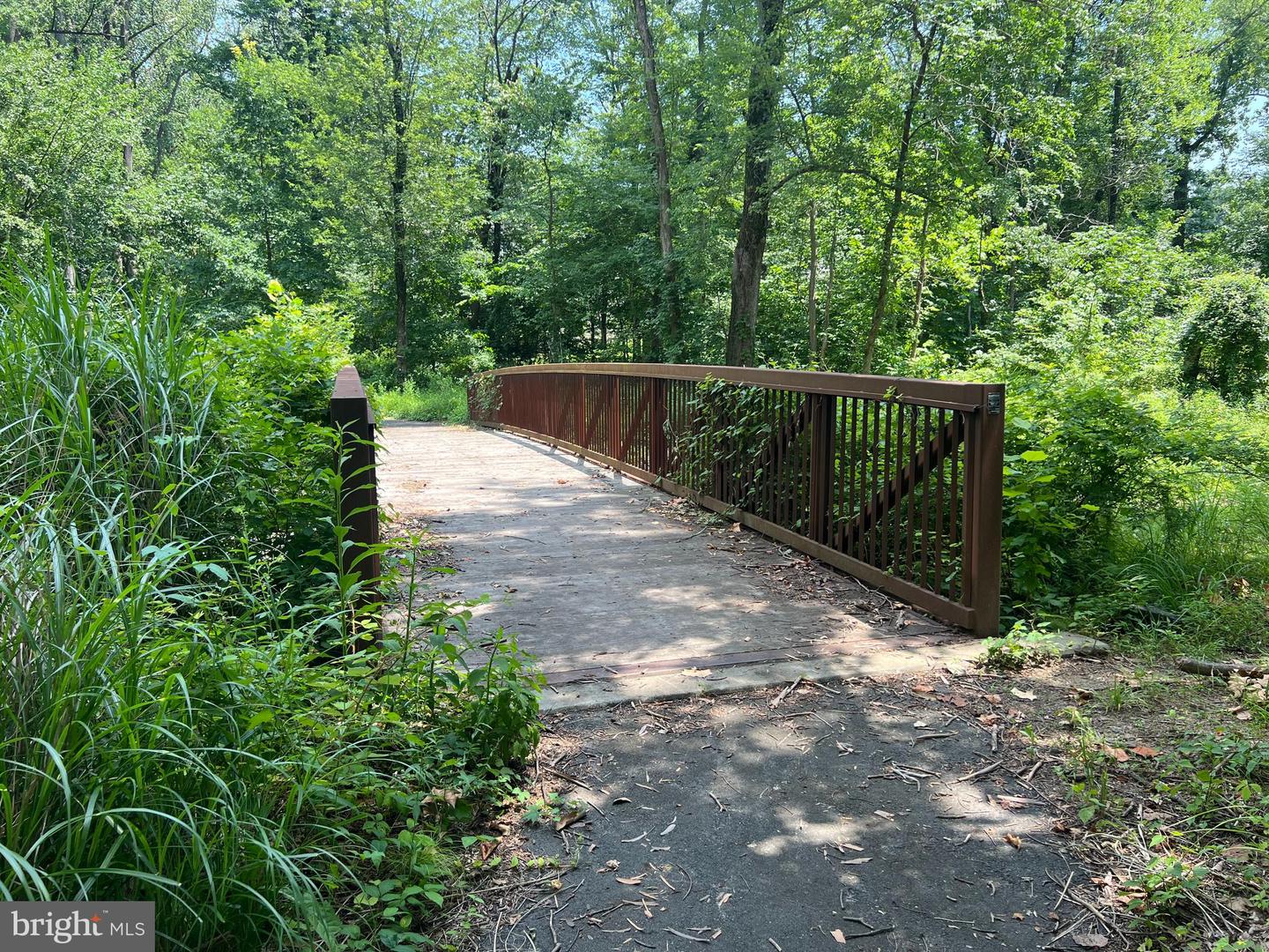 1294 SCOTTS RUN RD, MCLEAN, Virginia 22102, 6 Bedrooms Bedrooms, ,5 BathroomsBathrooms,Residential,For sale,1294 SCOTTS RUN RD,VAFX2252506 MLS # VAFX2252506