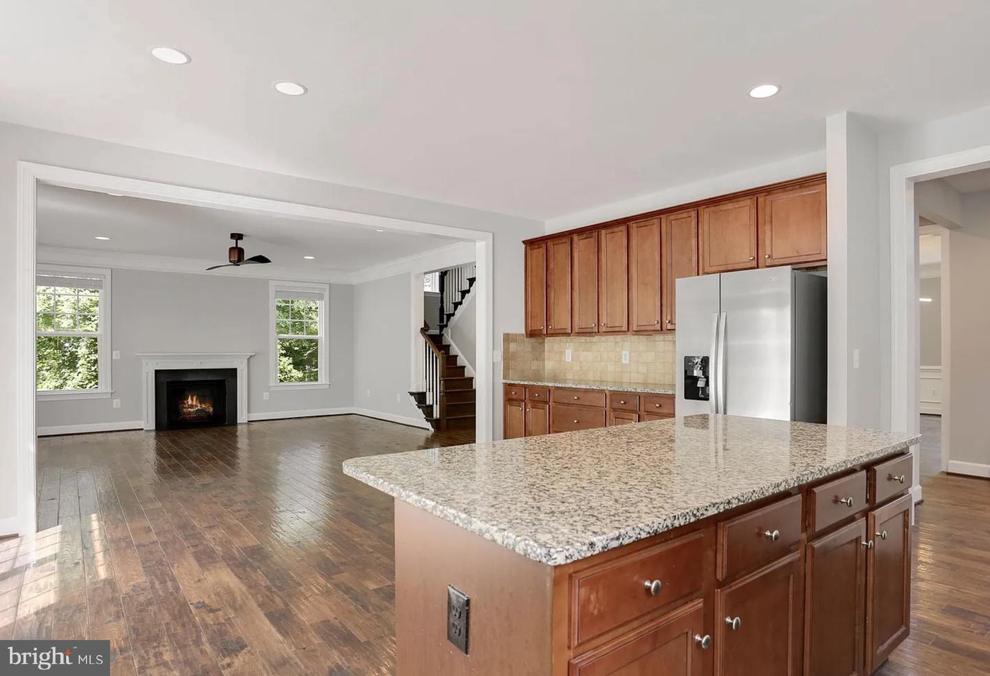 1294 SCOTTS RUN RD, MCLEAN, Virginia 22102, 6 Bedrooms Bedrooms, ,5 BathroomsBathrooms,Residential,For sale,1294 SCOTTS RUN RD,VAFX2252506 MLS # VAFX2252506