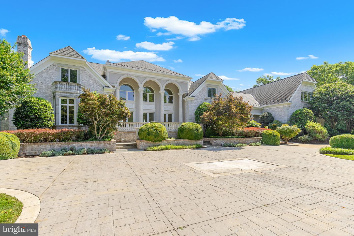 11195 GUNSTON, LORTON, Virginia 22079, 7 Bedrooms Bedrooms, ,7 BathroomsBathrooms,Residential,For sale,11195 GUNSTON,VAFX2252722 MLS # VAFX2252722