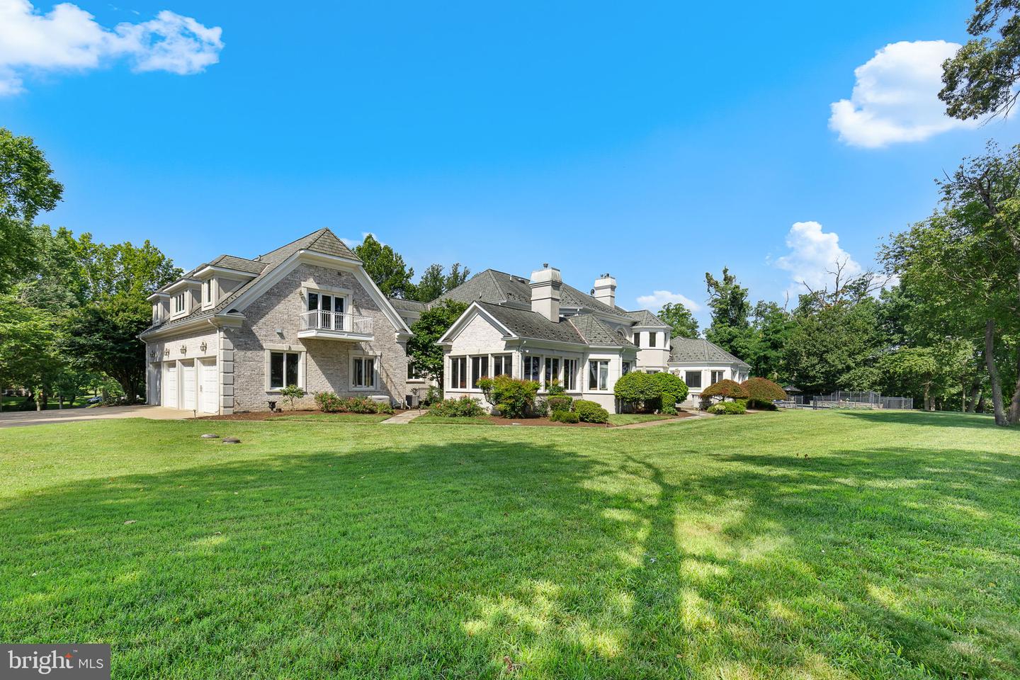 11195 GUNSTON, LORTON, Virginia 22079, 7 Bedrooms Bedrooms, ,7 BathroomsBathrooms,Residential,For sale,11195 GUNSTON,VAFX2252722 MLS # VAFX2252722