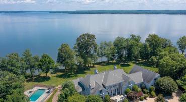 11195 GUNSTON, LORTON, Virginia 22079, 7 Bedrooms Bedrooms, ,7 BathroomsBathrooms,Residential,For sale,11195 GUNSTON,VAFX2252722 MLS # VAFX2252722