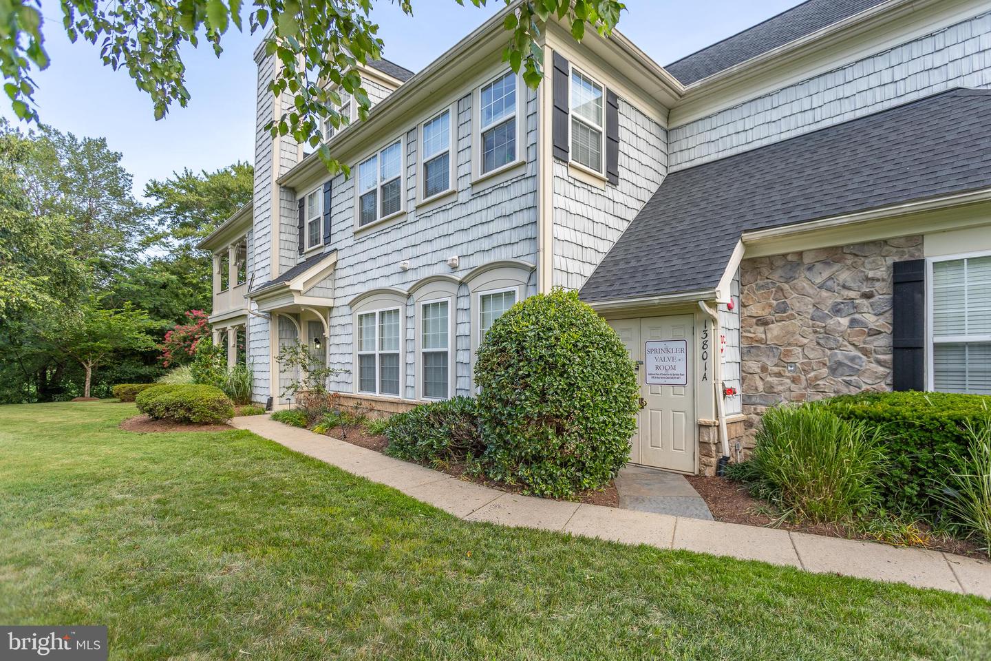 13801 GULLANE DR, WOODBRIDGE, Virginia 22191, 3 Bedrooms Bedrooms, ,2 BathroomsBathrooms,Residential,For sale,13801 GULLANE DR,VAPW2098532 MLS # VAPW2098532