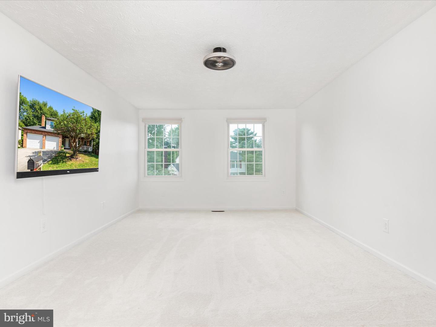 13017 NEW PARKLAND DR, HERNDON, Virginia 20171, 4 Bedrooms Bedrooms, ,3 BathroomsBathrooms,Residential,For sale,13017 NEW PARKLAND DR,VAFX2253588 MLS # VAFX2253588