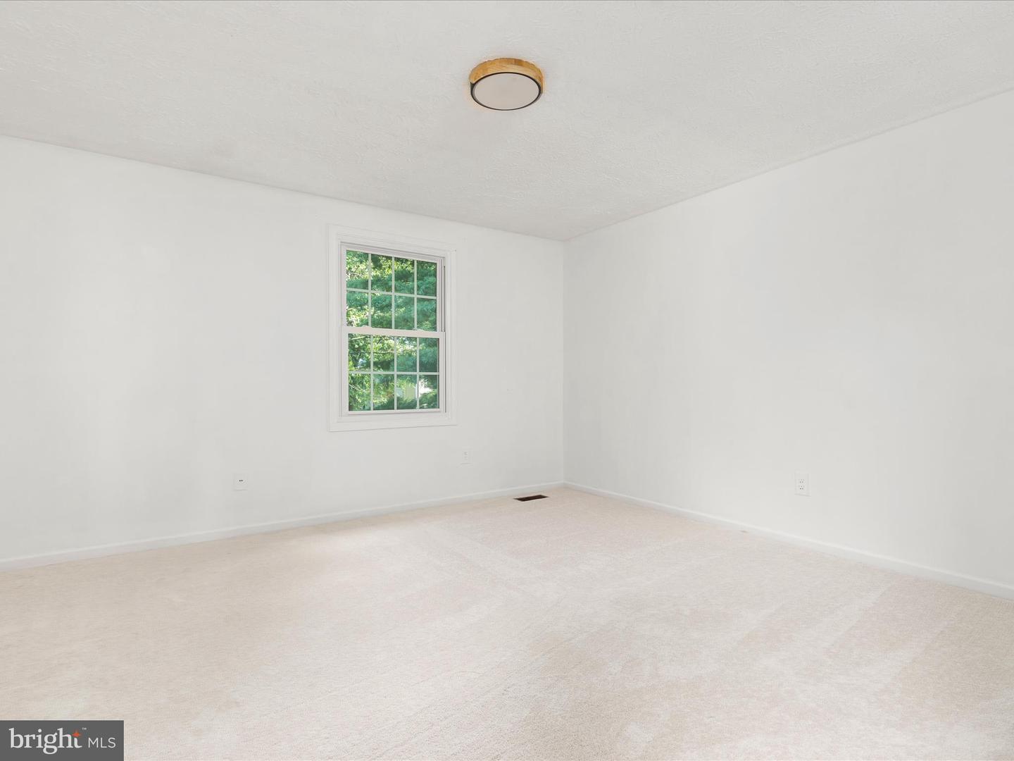 13017 NEW PARKLAND DR, HERNDON, Virginia 20171, 4 Bedrooms Bedrooms, ,3 BathroomsBathrooms,Residential,For sale,13017 NEW PARKLAND DR,VAFX2253588 MLS # VAFX2253588