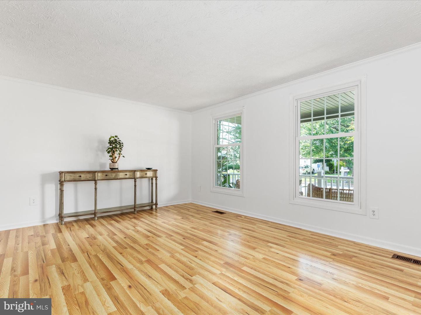 13017 NEW PARKLAND DR, HERNDON, Virginia 20171, 4 Bedrooms Bedrooms, ,3 BathroomsBathrooms,Residential,For sale,13017 NEW PARKLAND DR,VAFX2253588 MLS # VAFX2253588