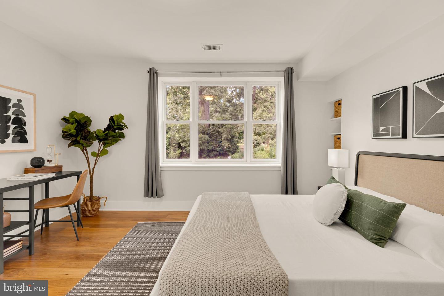2331 15TH ST NW #202, WASHINGTON, District Of Columbia 20009, 1 Bedroom Bedrooms, ,1 BathroomBathrooms,Residential,For sale,2331 15TH ST NW #202,DCDC2209136 MLS # DCDC2209136