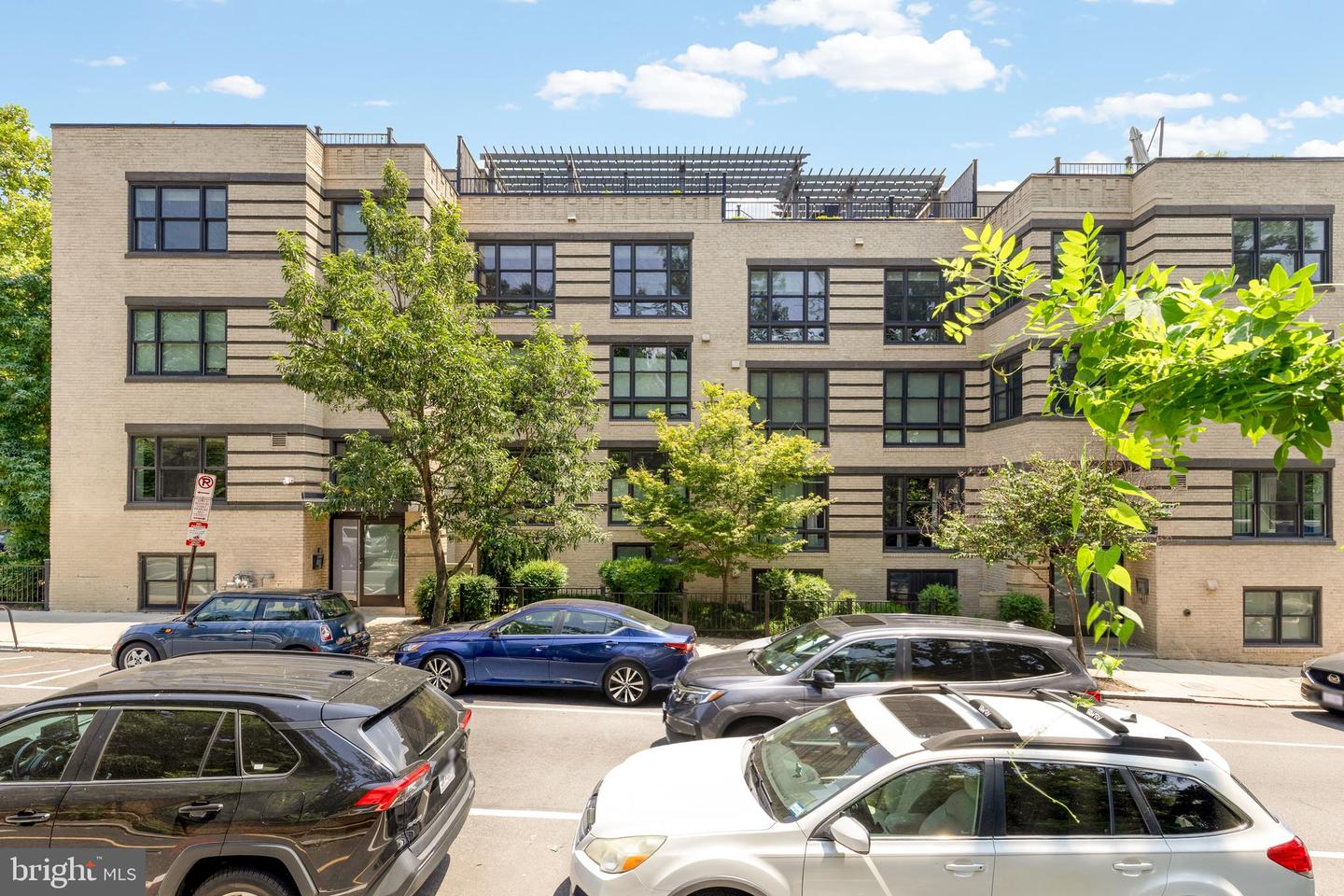 2331 15TH ST NW #202, WASHINGTON, District Of Columbia 20009, 1 Bedroom Bedrooms, ,1 BathroomBathrooms,Residential,For sale,2331 15TH ST NW #202,DCDC2209136 MLS # DCDC2209136