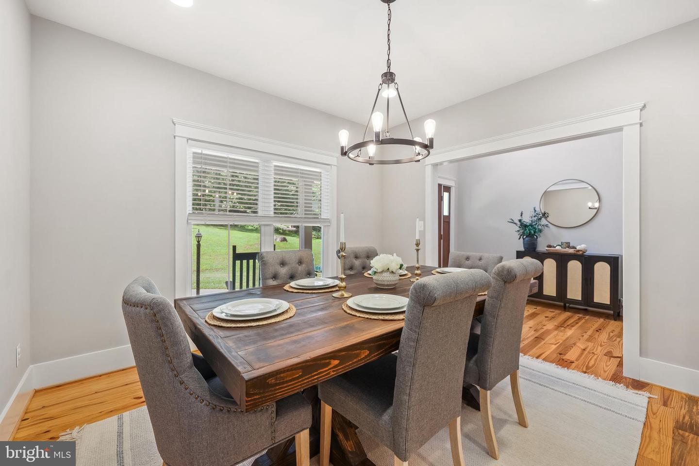 11933 AIRLEA DR, NOKESVILLE, Virginia 20181, 4 Bedrooms Bedrooms, ,3 BathroomsBathrooms,Residential,For sale,11933 AIRLEA DR,VAPW2098890 MLS # VAPW2098890