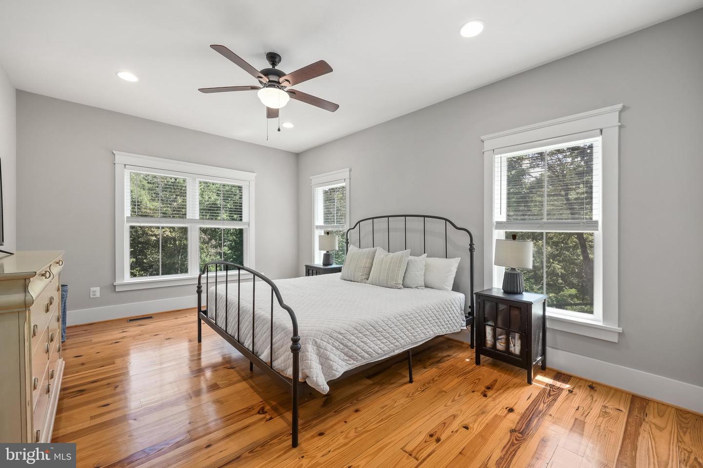11933 AIRLEA DR, NOKESVILLE, Virginia 20181, 4 Bedrooms Bedrooms, ,3 BathroomsBathrooms,Residential,For sale,11933 AIRLEA DR,VAPW2098890 MLS # VAPW2098890