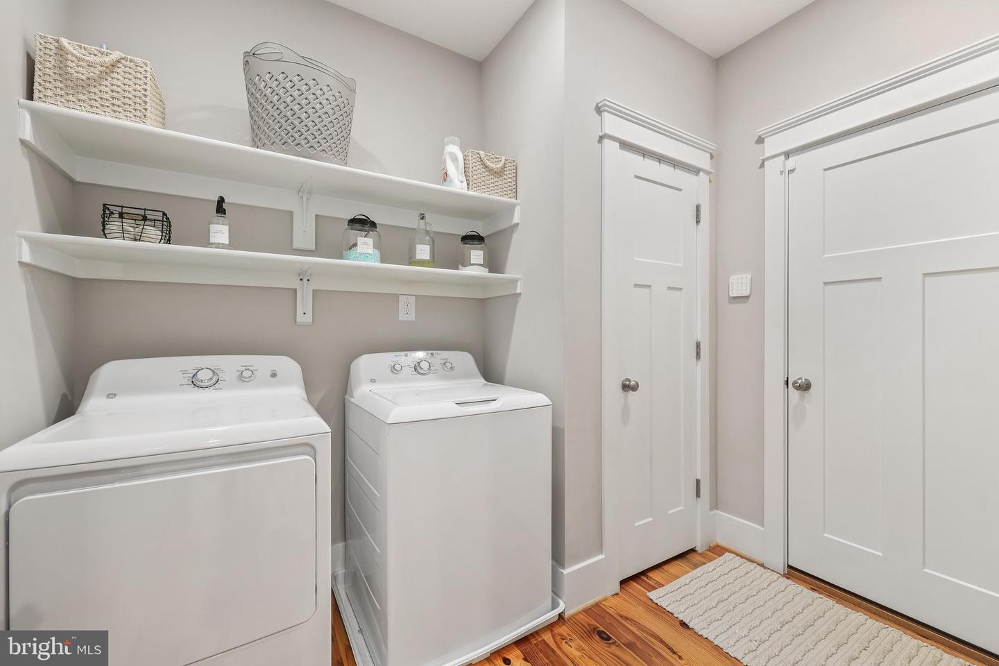 11933 AIRLEA DR, NOKESVILLE, Virginia 20181, 4 Bedrooms Bedrooms, ,3 BathroomsBathrooms,Residential,For sale,11933 AIRLEA DR,VAPW2098890 MLS # VAPW2098890