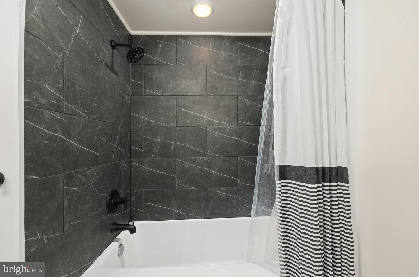 11933 AIRLEA DR, NOKESVILLE, Virginia 20181, 4 Bedrooms Bedrooms, ,3 BathroomsBathrooms,Residential,For sale,11933 AIRLEA DR,VAPW2098890 MLS # VAPW2098890