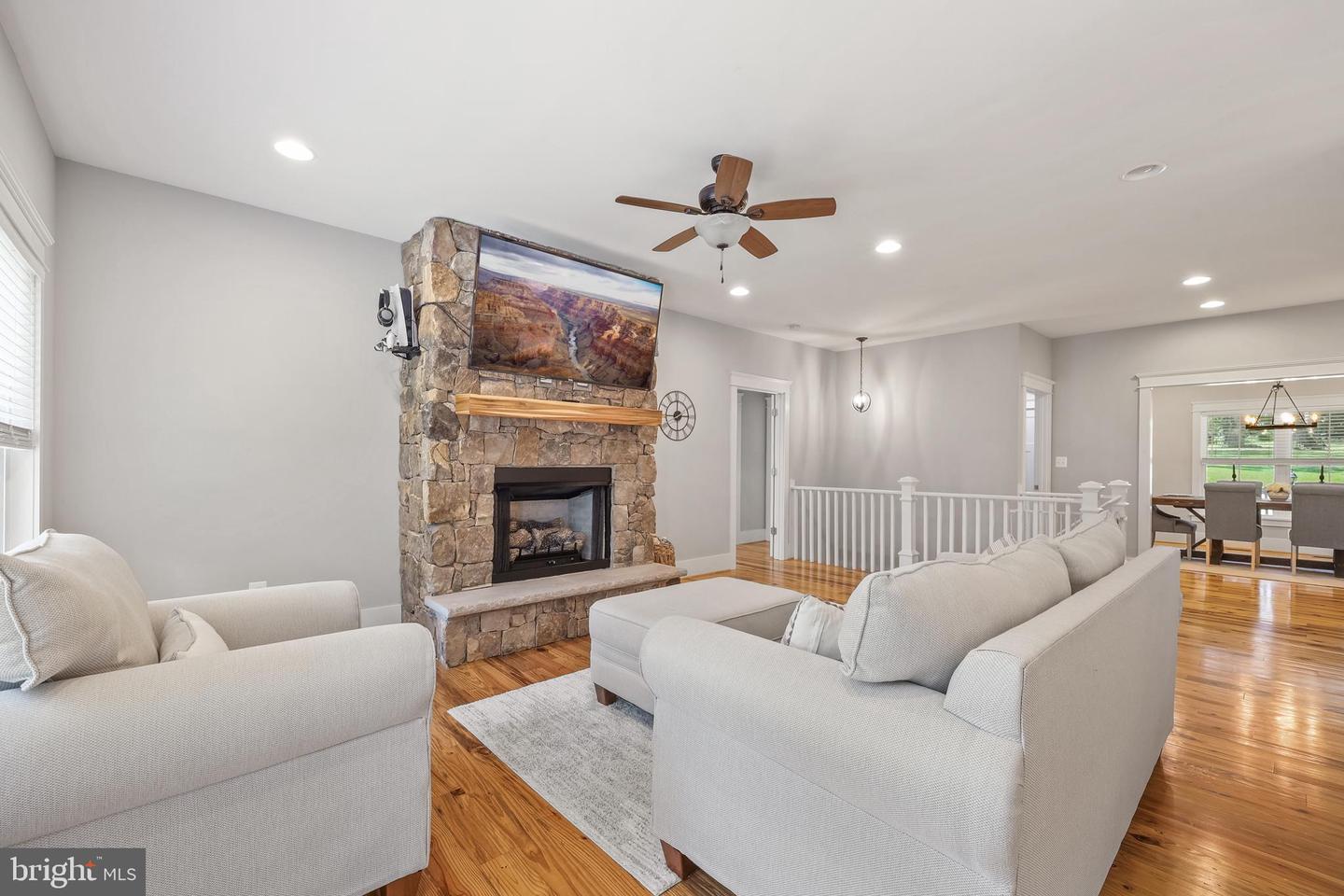 11933 AIRLEA DR, NOKESVILLE, Virginia 20181, 4 Bedrooms Bedrooms, ,3 BathroomsBathrooms,Residential,For sale,11933 AIRLEA DR,VAPW2098890 MLS # VAPW2098890