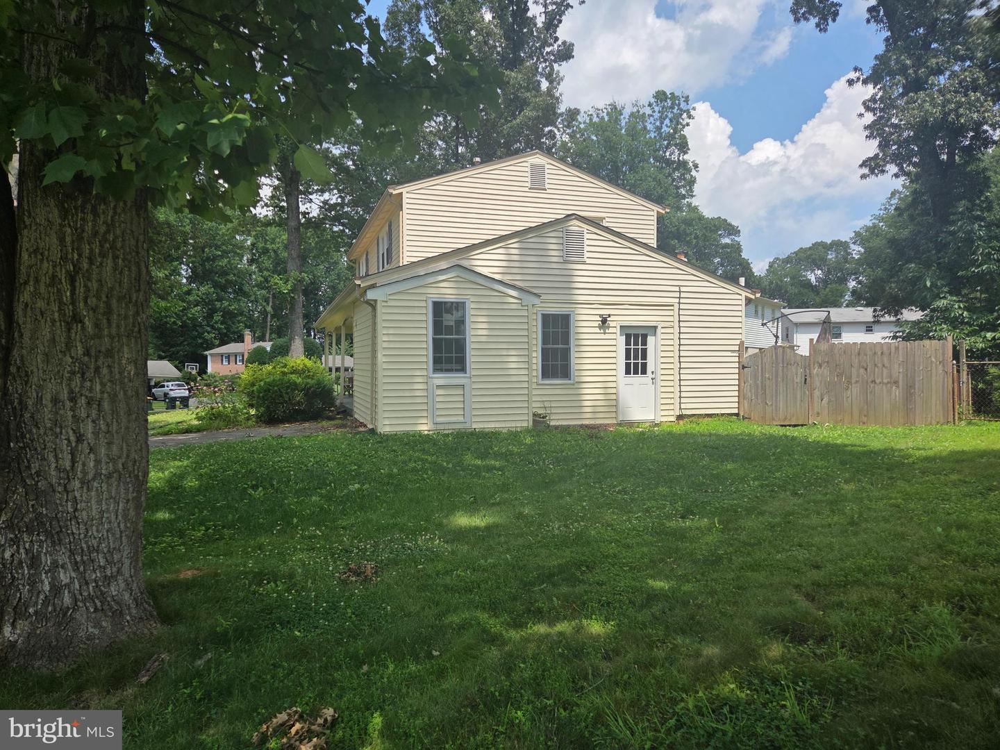 6901 HUNTSMAN BLVD, SPRINGFIELD, Virginia 22153, 4 Bedrooms Bedrooms, ,2 BathroomsBathrooms,Residential,For sale,6901 HUNTSMAN BLVD,VAFX2253820 MLS # VAFX2253820