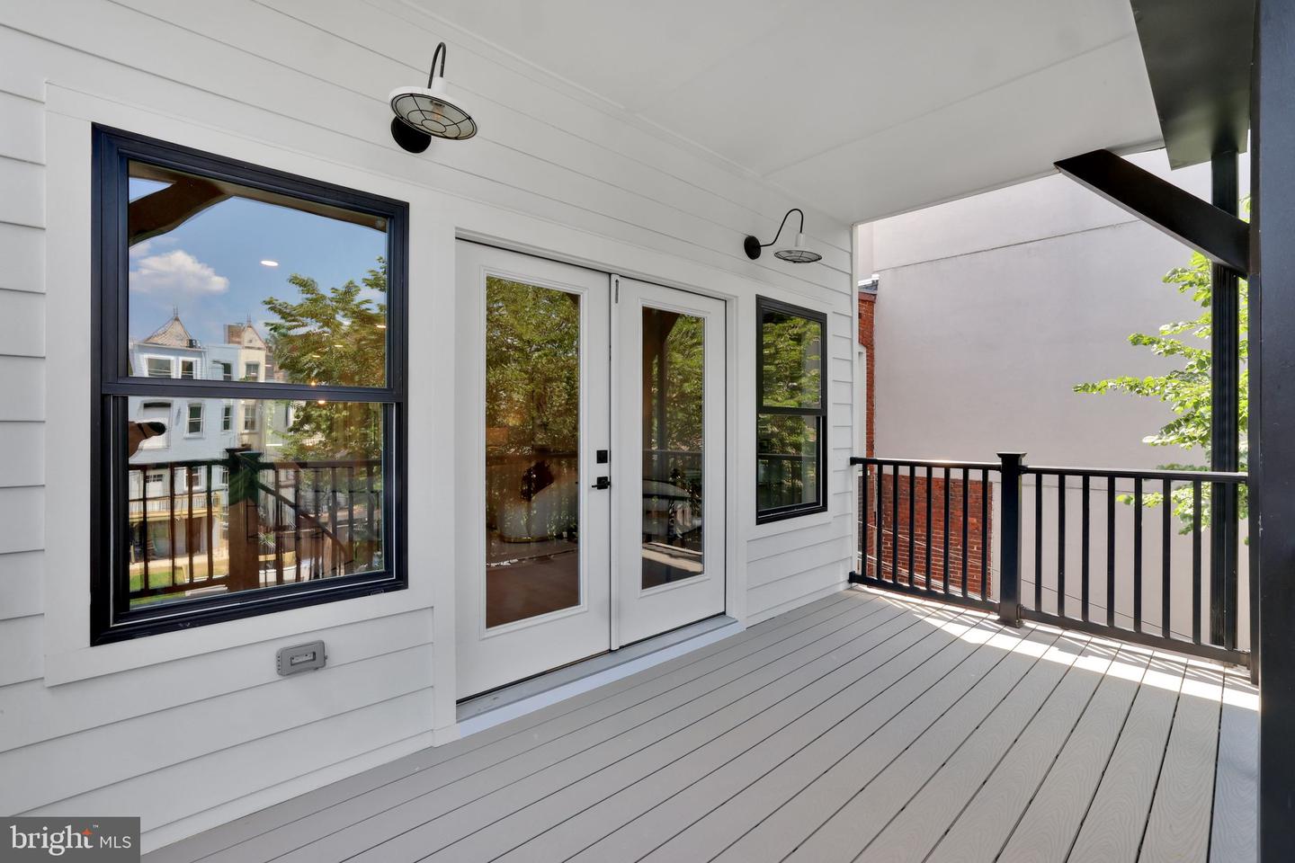 1329 IRVING ST NW #2, WASHINGTON, District Of Columbia 20010, 3 Bedrooms Bedrooms, ,2 BathroomsBathrooms,Residential,For sale,1329 IRVING ST NW #2,DCDC2209334 MLS # DCDC2209334
