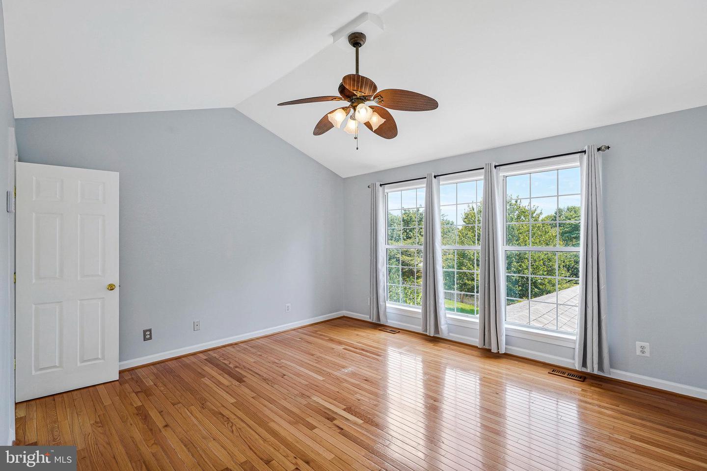 20656 MEADOWTHRASH CT, ASHBURN, Virginia 20147, 4 Bedrooms Bedrooms, ,3 BathroomsBathrooms,Residential,For sale,20656 MEADOWTHRASH CT,VALO2101462 MLS # VALO2101462