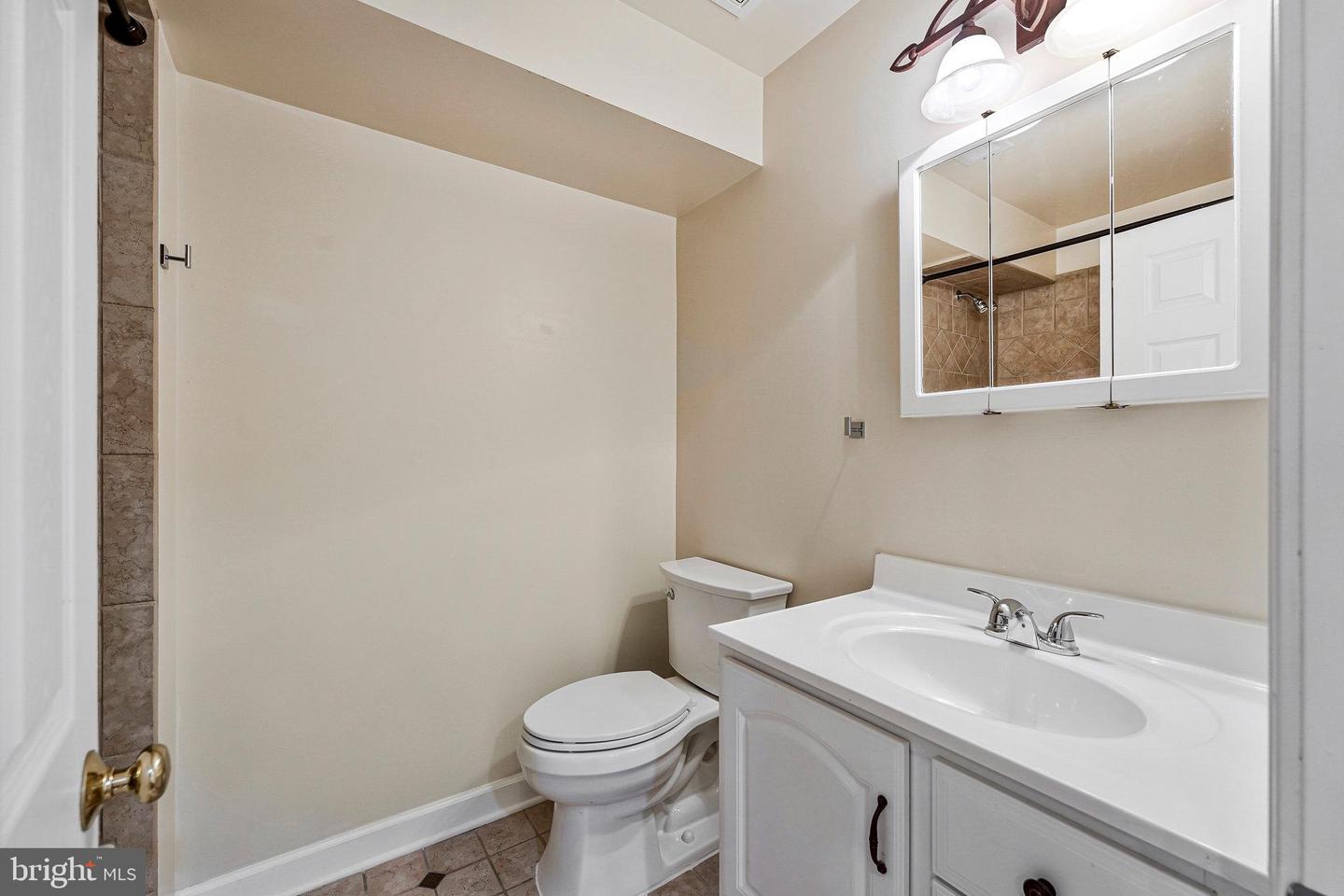 20656 MEADOWTHRASH CT, ASHBURN, Virginia 20147, 4 Bedrooms Bedrooms, ,3 BathroomsBathrooms,Residential,For sale,20656 MEADOWTHRASH CT,VALO2101462 MLS # VALO2101462