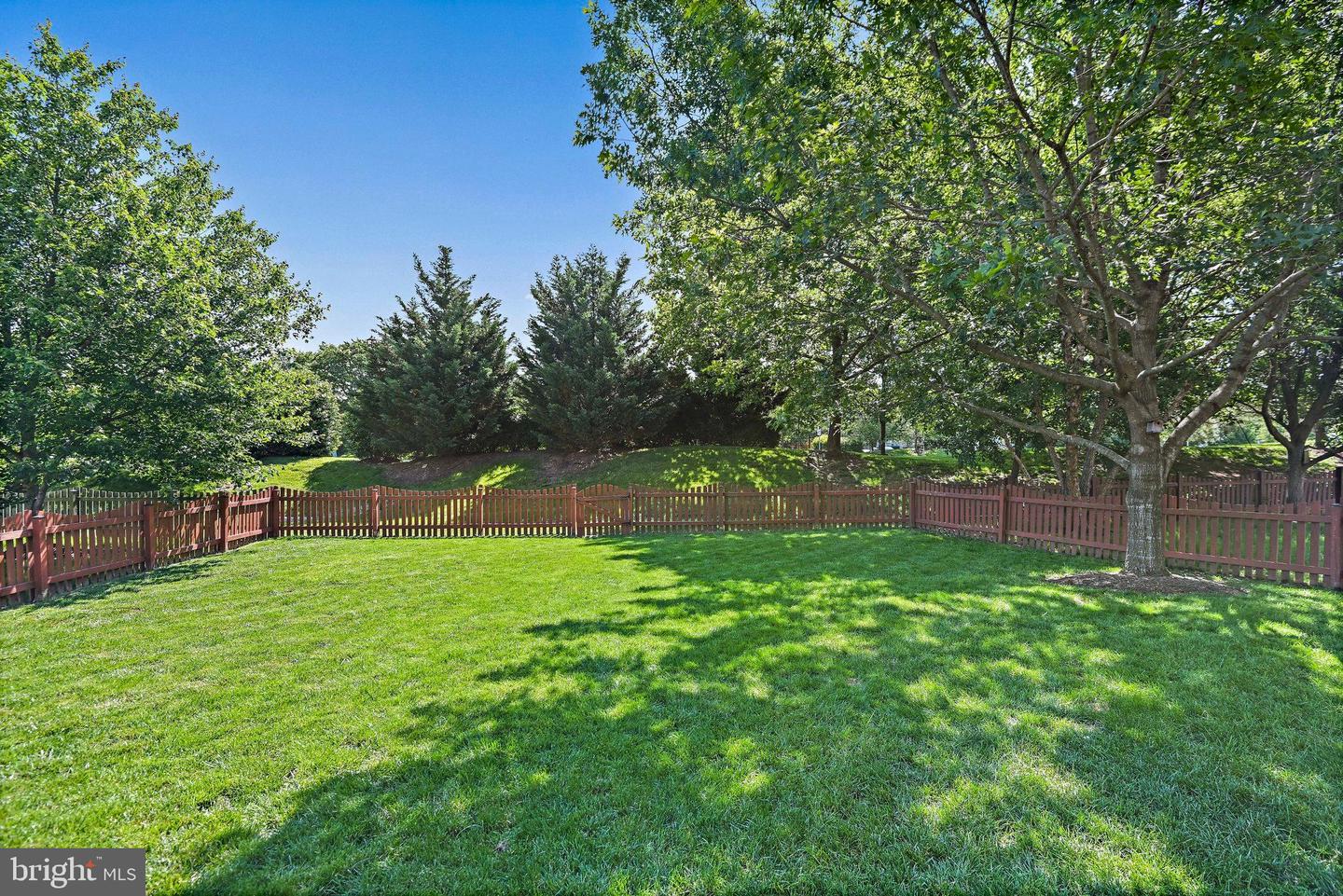 20656 MEADOWTHRASH CT, ASHBURN, Virginia 20147, 4 Bedrooms Bedrooms, ,3 BathroomsBathrooms,Residential,For sale,20656 MEADOWTHRASH CT,VALO2101462 MLS # VALO2101462