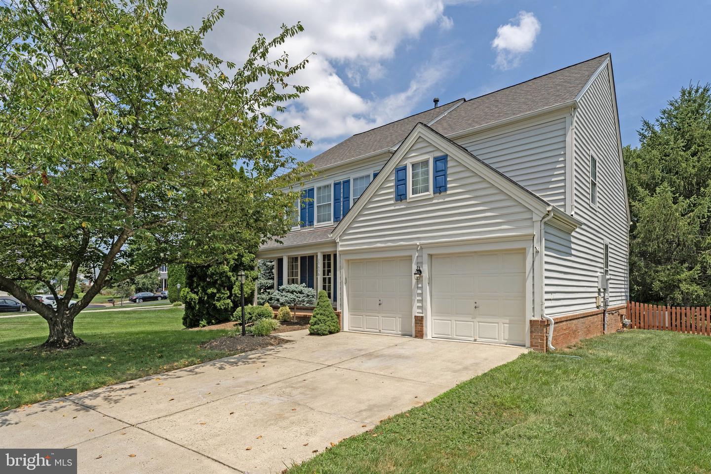 20656 MEADOWTHRASH CT, ASHBURN, Virginia 20147, 4 Bedrooms Bedrooms, ,3 BathroomsBathrooms,Residential,For sale,20656 MEADOWTHRASH CT,VALO2101462 MLS # VALO2101462