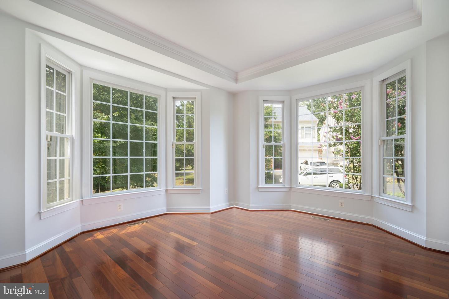 6010 ASHBY HEIGHTS CIR, ALEXANDRIA, Virginia 22315, 5 Bedrooms Bedrooms, ,4 BathroomsBathrooms,Residential,For sale,6010 ASHBY HEIGHTS CIR,VAFX2254336 MLS # VAFX2254336