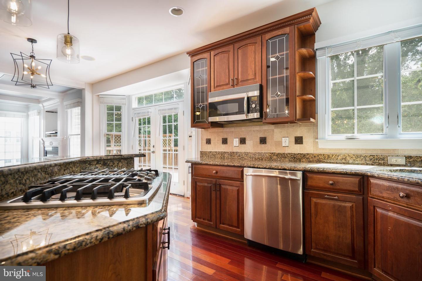 6010 ASHBY HEIGHTS CIR, ALEXANDRIA, Virginia 22315, 5 Bedrooms Bedrooms, ,4 BathroomsBathrooms,Residential,For sale,6010 ASHBY HEIGHTS CIR,VAFX2254336 MLS # VAFX2254336