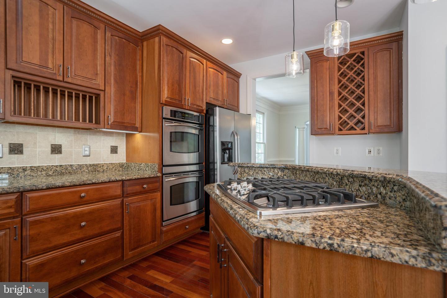 6010 ASHBY HEIGHTS CIR, ALEXANDRIA, Virginia 22315, 5 Bedrooms Bedrooms, ,4 BathroomsBathrooms,Residential,For sale,6010 ASHBY HEIGHTS CIR,VAFX2254336 MLS # VAFX2254336