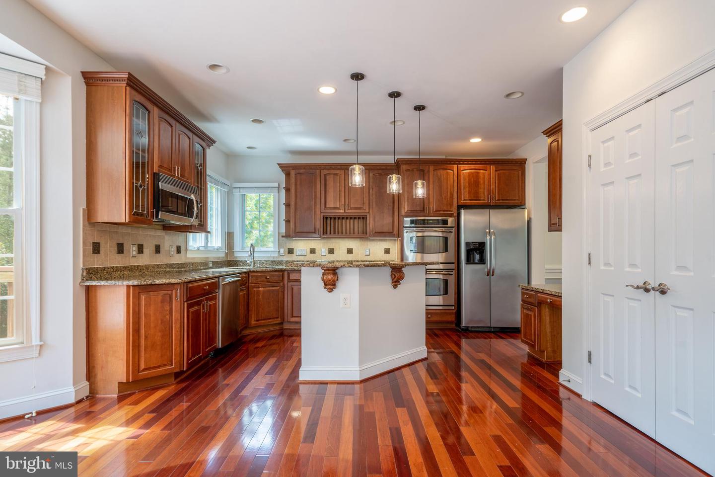 6010 ASHBY HEIGHTS CIR, ALEXANDRIA, Virginia 22315, 5 Bedrooms Bedrooms, ,4 BathroomsBathrooms,Residential,For sale,6010 ASHBY HEIGHTS CIR,VAFX2254336 MLS # VAFX2254336