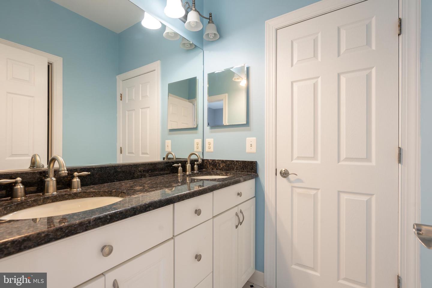 6010 ASHBY HEIGHTS CIR, ALEXANDRIA, Virginia 22315, 5 Bedrooms Bedrooms, ,4 BathroomsBathrooms,Residential,For sale,6010 ASHBY HEIGHTS CIR,VAFX2254336 MLS # VAFX2254336