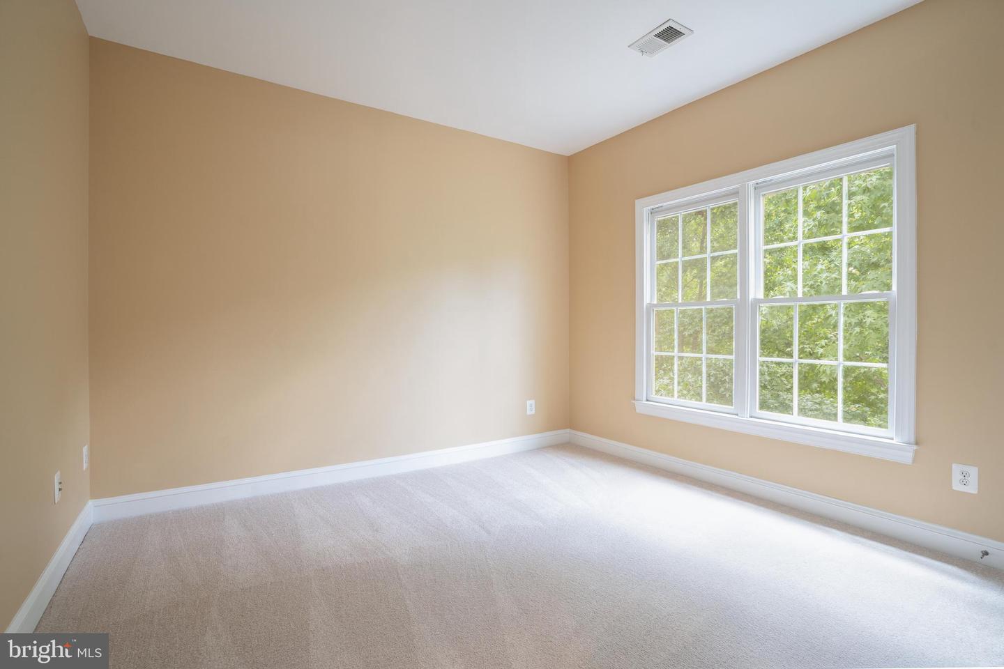 6010 ASHBY HEIGHTS CIR, ALEXANDRIA, Virginia 22315, 5 Bedrooms Bedrooms, ,4 BathroomsBathrooms,Residential,For sale,6010 ASHBY HEIGHTS CIR,VAFX2254336 MLS # VAFX2254336
