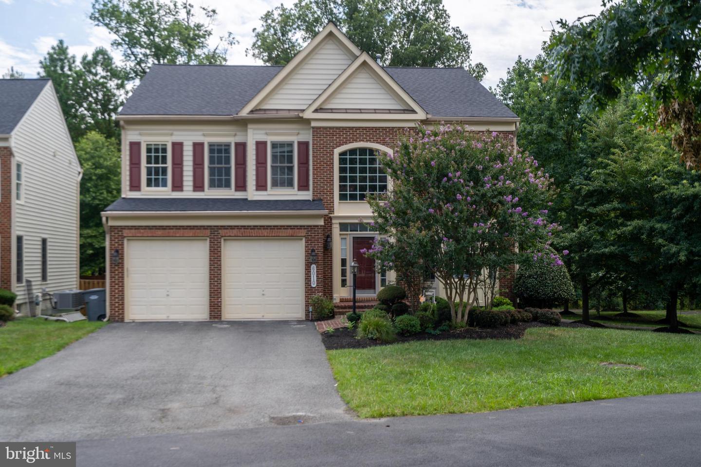 6010 ASHBY HEIGHTS CIR, ALEXANDRIA, Virginia 22315, 5 Bedrooms Bedrooms, ,4 BathroomsBathrooms,Residential,For sale,6010 ASHBY HEIGHTS CIR,VAFX2254336 MLS # VAFX2254336