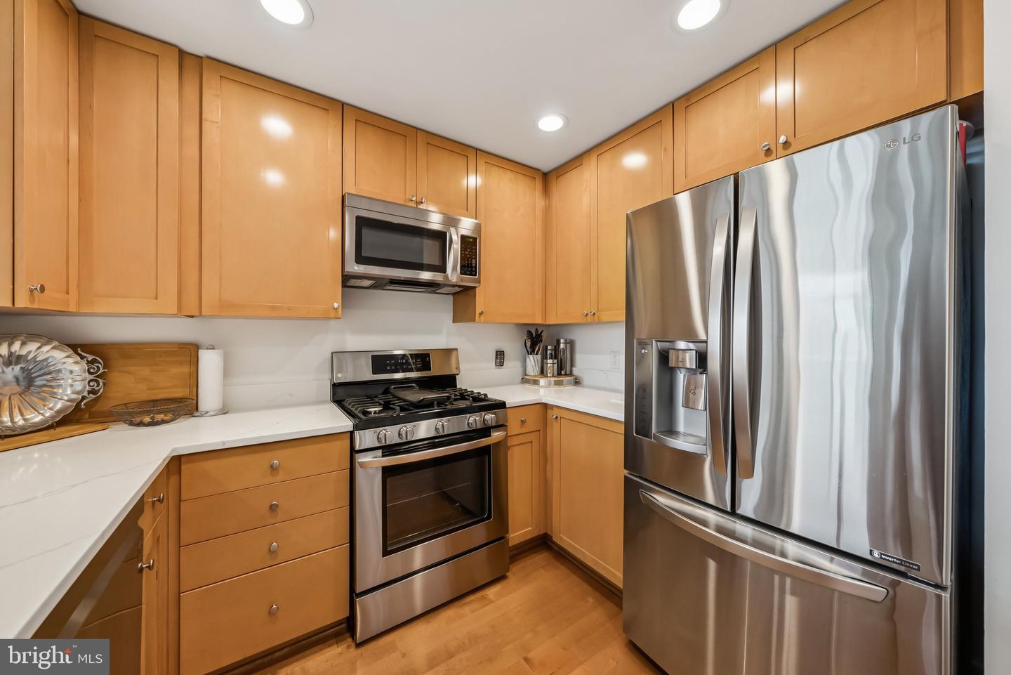 3600 S GLEBE RD #1015W, ARLINGTON, Virginia 22202, 1 Bedroom Bedrooms, ,1 BathroomBathrooms,Residential,For sale,3600 S GLEBE RD #1015W,VAAR2060400 MLS # VAAR2060400