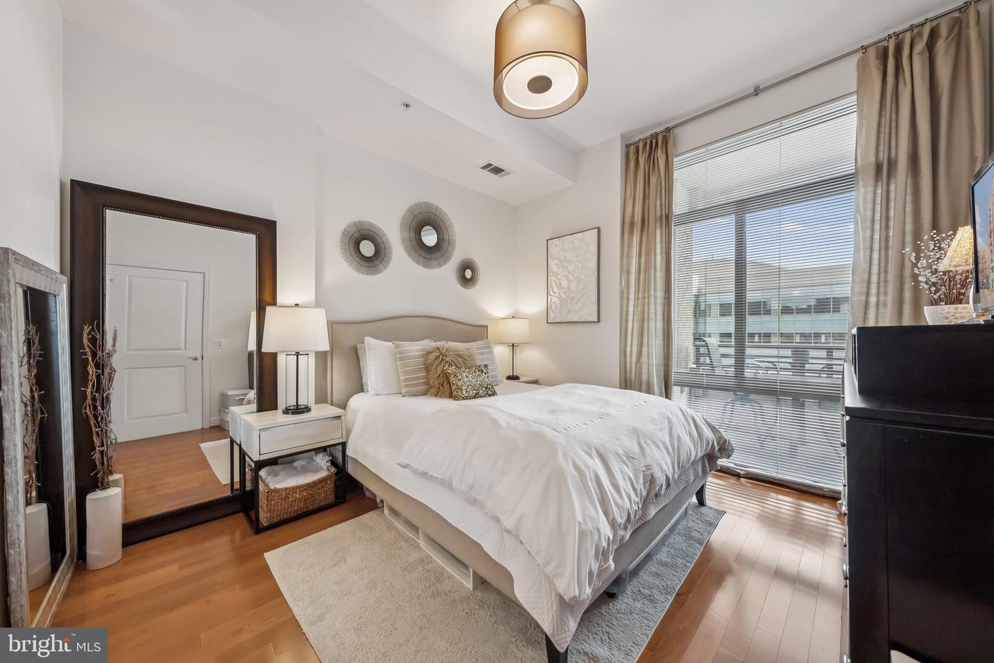 3600 S GLEBE RD #1015W, ARLINGTON, Virginia 22202, 1 Bedroom Bedrooms, ,1 BathroomBathrooms,Residential,For sale,3600 S GLEBE RD #1015W,VAAR2060400 MLS # VAAR2060400