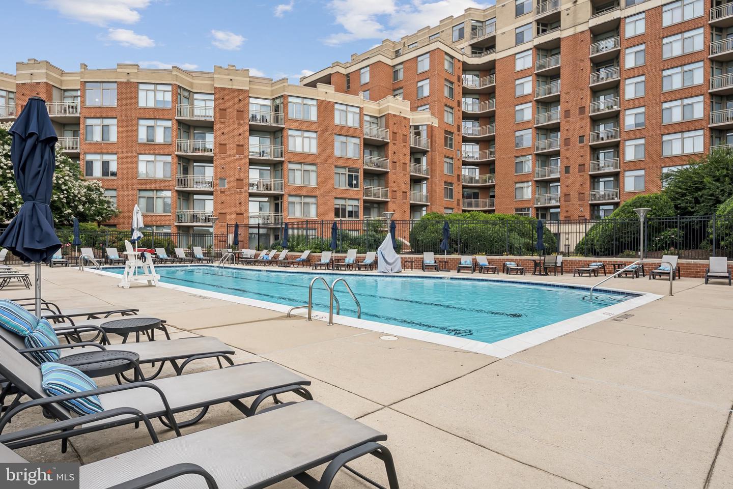 3600 S GLEBE RD #1015W, ARLINGTON, Virginia 22202, 1 Bedroom Bedrooms, ,1 BathroomBathrooms,Residential,For sale,3600 S GLEBE RD #1015W,VAAR2060400 MLS # VAAR2060400