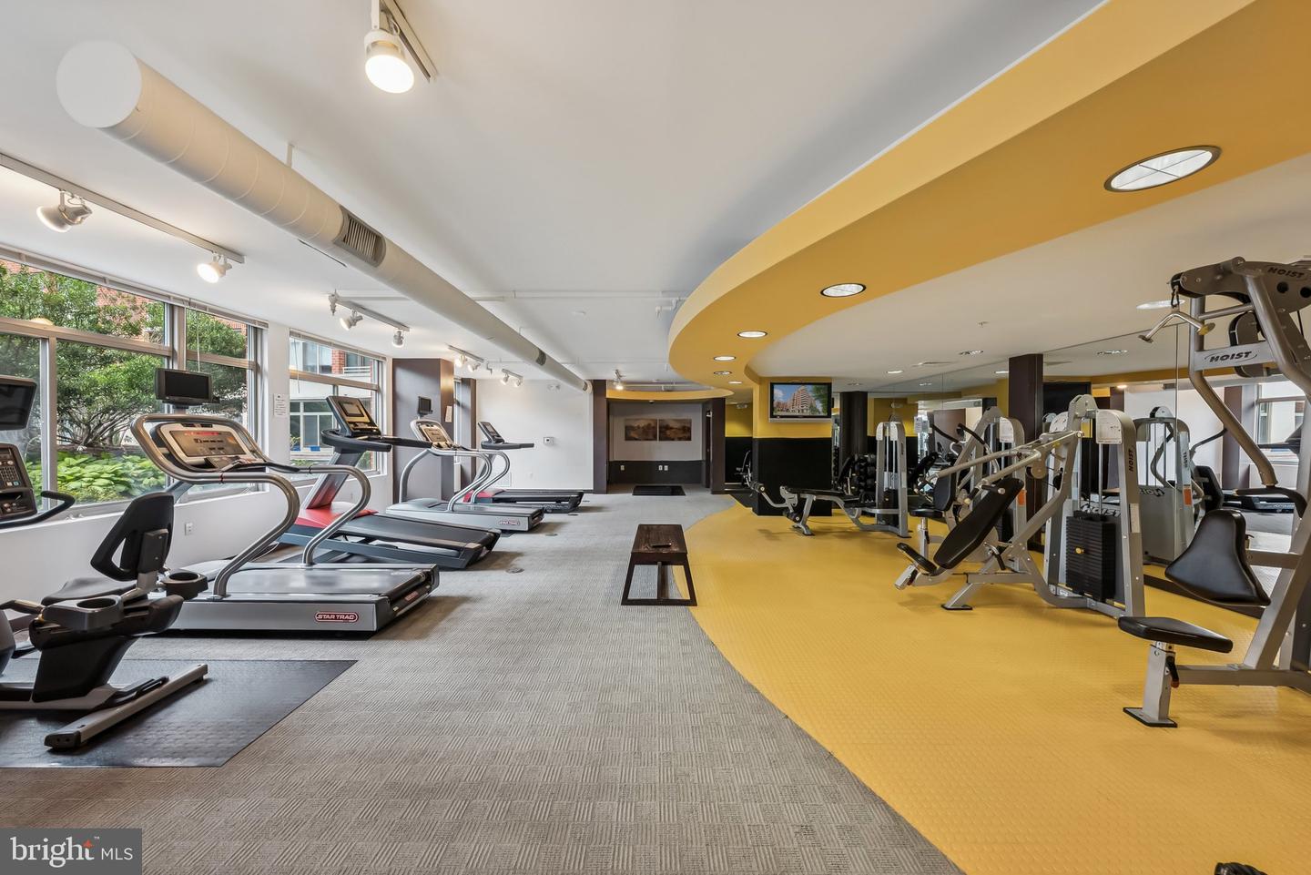3600 S GLEBE RD #1015W, ARLINGTON, Virginia 22202, 1 Bedroom Bedrooms, ,1 BathroomBathrooms,Residential,For sale,3600 S GLEBE RD #1015W,VAAR2060400 MLS # VAAR2060400
