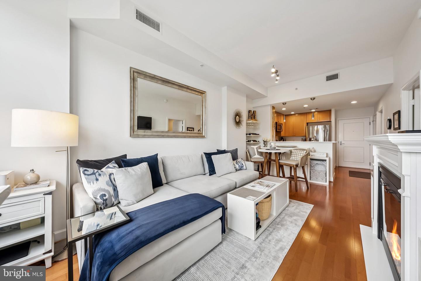 3600 S GLEBE RD #1015W, ARLINGTON, Virginia 22202, 1 Bedroom Bedrooms, ,1 BathroomBathrooms,Residential,For sale,3600 S GLEBE RD #1015W,VAAR2060400 MLS # VAAR2060400