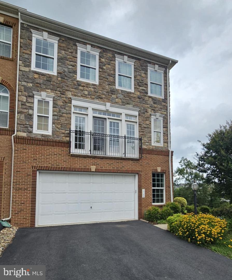 1740 MOULTRIE TER NE, LEESBURG, Virginia 20176, 3 Bedrooms Bedrooms, ,3 BathroomsBathrooms,Residential,For sale,1740 MOULTRIE TER NE,VALO2101950 MLS # VALO2101950