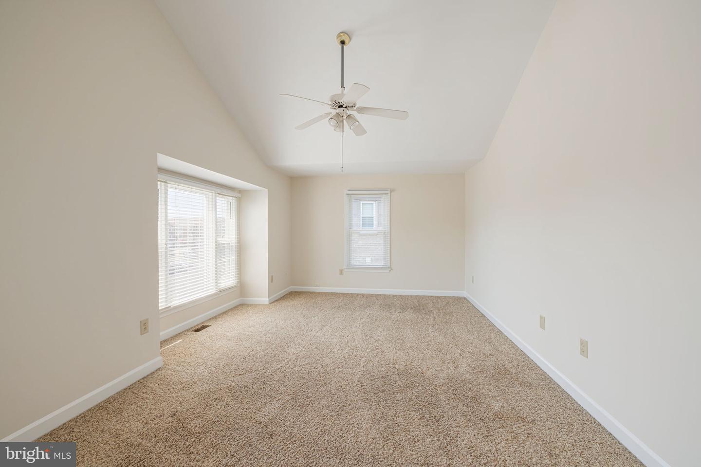 5966 WESCOTT HILLS WAY, ALEXANDRIA, Virginia 22315, 3 Bedrooms Bedrooms, ,2 BathroomsBathrooms,Residential,For sale,5966 WESCOTT HILLS WAY,VAFX2255140 MLS # VAFX2255140