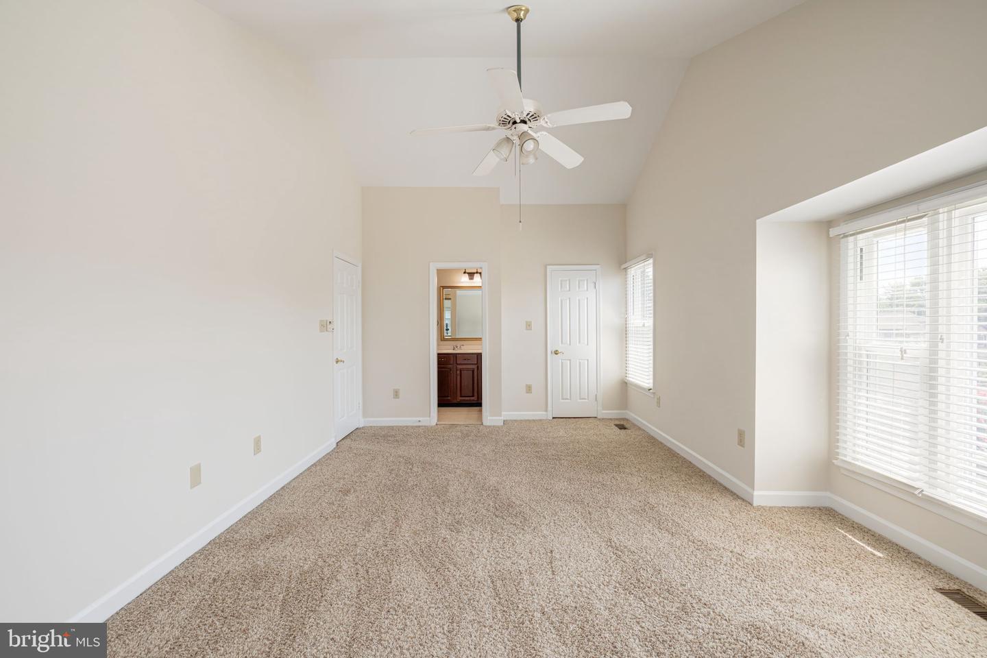 5966 WESCOTT HILLS WAY, ALEXANDRIA, Virginia 22315, 3 Bedrooms Bedrooms, ,2 BathroomsBathrooms,Residential,For sale,5966 WESCOTT HILLS WAY,VAFX2255140 MLS # VAFX2255140