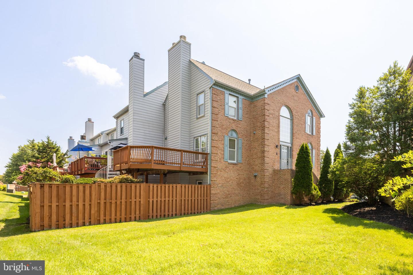 5966 WESCOTT HILLS WAY, ALEXANDRIA, Virginia 22315, 3 Bedrooms Bedrooms, ,2 BathroomsBathrooms,Residential,For sale,5966 WESCOTT HILLS WAY,VAFX2255140 MLS # VAFX2255140