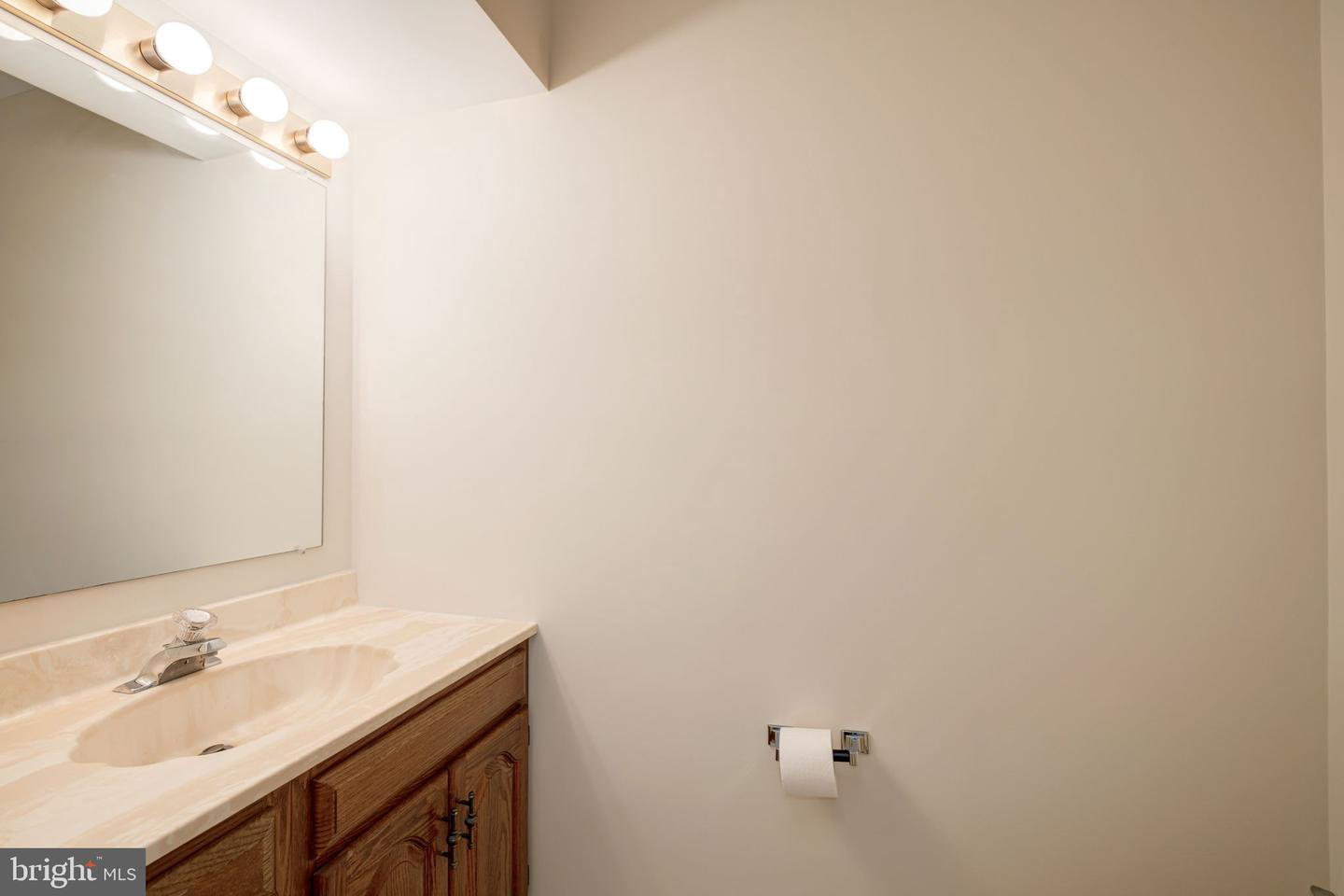 5966 WESCOTT HILLS WAY, ALEXANDRIA, Virginia 22315, 3 Bedrooms Bedrooms, ,2 BathroomsBathrooms,Residential,For sale,5966 WESCOTT HILLS WAY,VAFX2255140 MLS # VAFX2255140