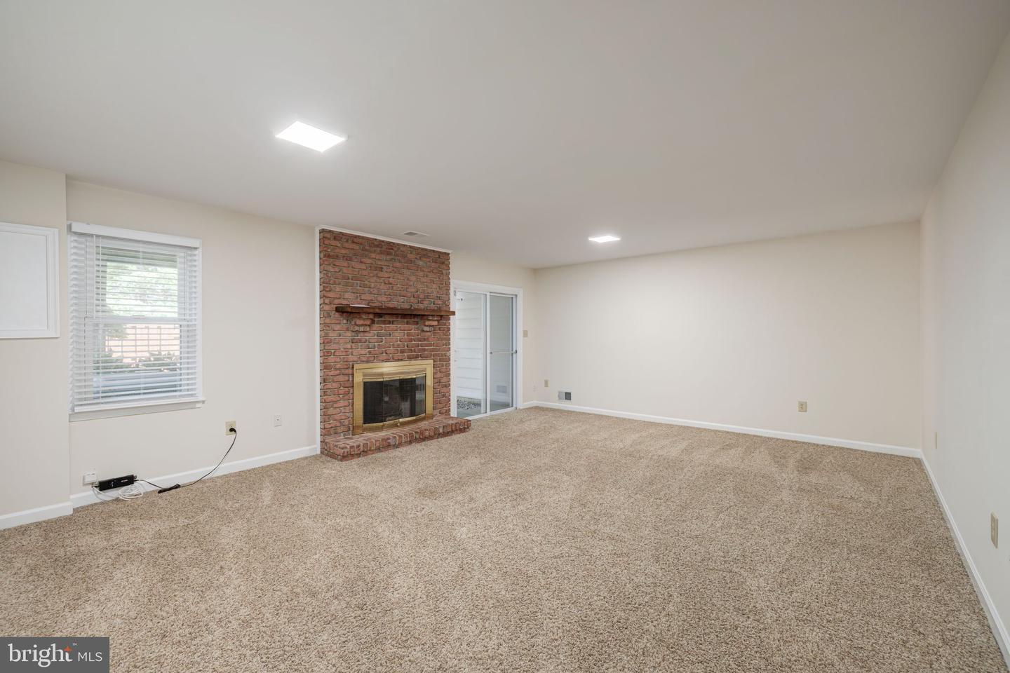 5966 WESCOTT HILLS WAY, ALEXANDRIA, Virginia 22315, 3 Bedrooms Bedrooms, ,2 BathroomsBathrooms,Residential,For sale,5966 WESCOTT HILLS WAY,VAFX2255140 MLS # VAFX2255140