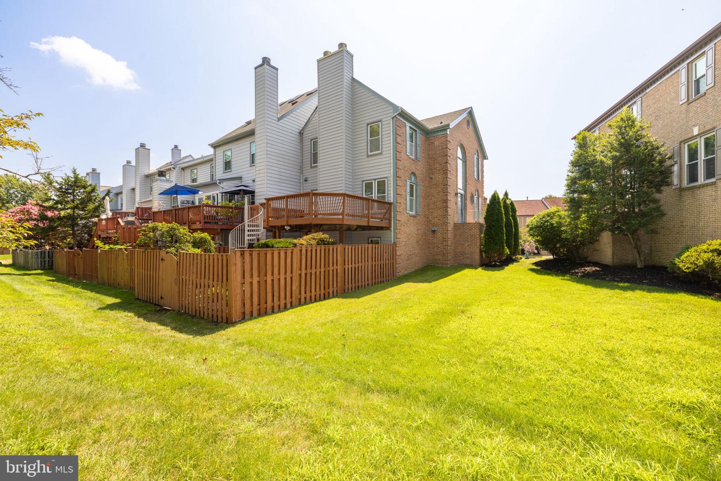 5966 WESCOTT HILLS WAY, ALEXANDRIA, Virginia 22315, 3 Bedrooms Bedrooms, ,2 BathroomsBathrooms,Residential,For sale,5966 WESCOTT HILLS WAY,VAFX2255140 MLS # VAFX2255140