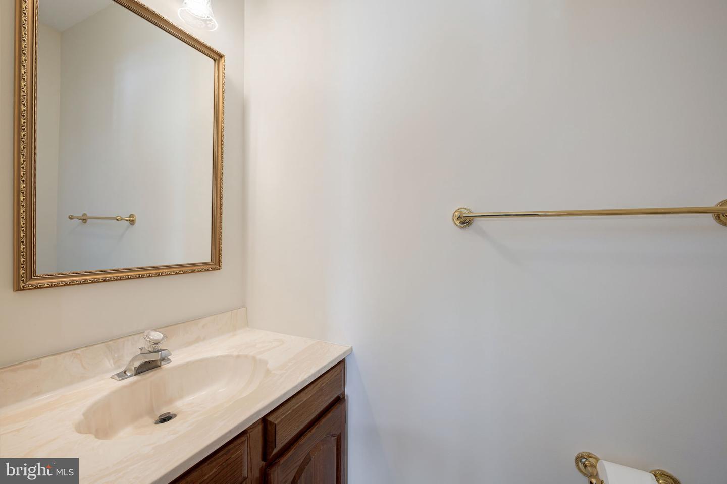 5966 WESCOTT HILLS WAY, ALEXANDRIA, Virginia 22315, 3 Bedrooms Bedrooms, ,2 BathroomsBathrooms,Residential,For sale,5966 WESCOTT HILLS WAY,VAFX2255140 MLS # VAFX2255140