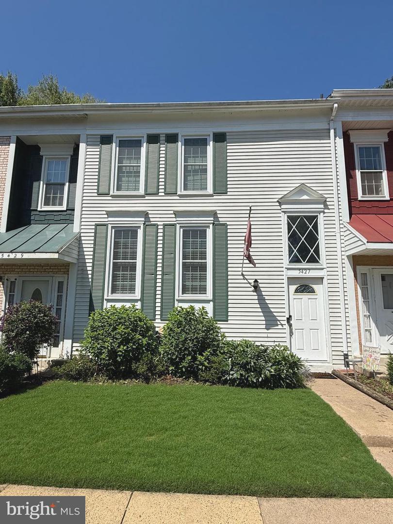 5427 SAFE HARBOR CT, FAIRFAX, Virginia 22032, 4 Bedrooms Bedrooms, ,3 BathroomsBathrooms,Residential,For sale,5427 SAFE HARBOR CT,VAFX2255204 MLS # VAFX2255204