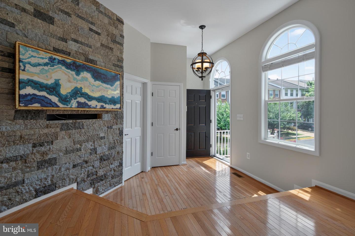 47396 VICTORIA FALLS SQ, STERLING, Virginia 20165, 3 Bedrooms Bedrooms, ,3 BathroomsBathrooms,Residential,For sale,47396 VICTORIA FALLS SQ,VALO2102018 MLS # VALO2102018