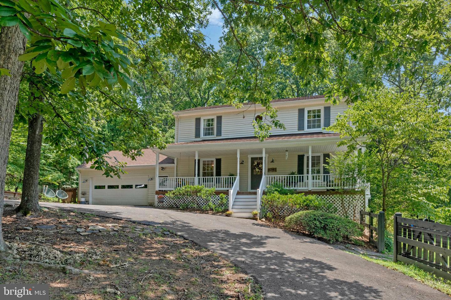 6285 SNOWFOX LN, BROAD RUN, Virginia 20137, 4 Bedrooms Bedrooms, ,3 BathroomsBathrooms,Residential,For sale,6285 SNOWFOX LN,VAFQ2017442 MLS # VAFQ2017442