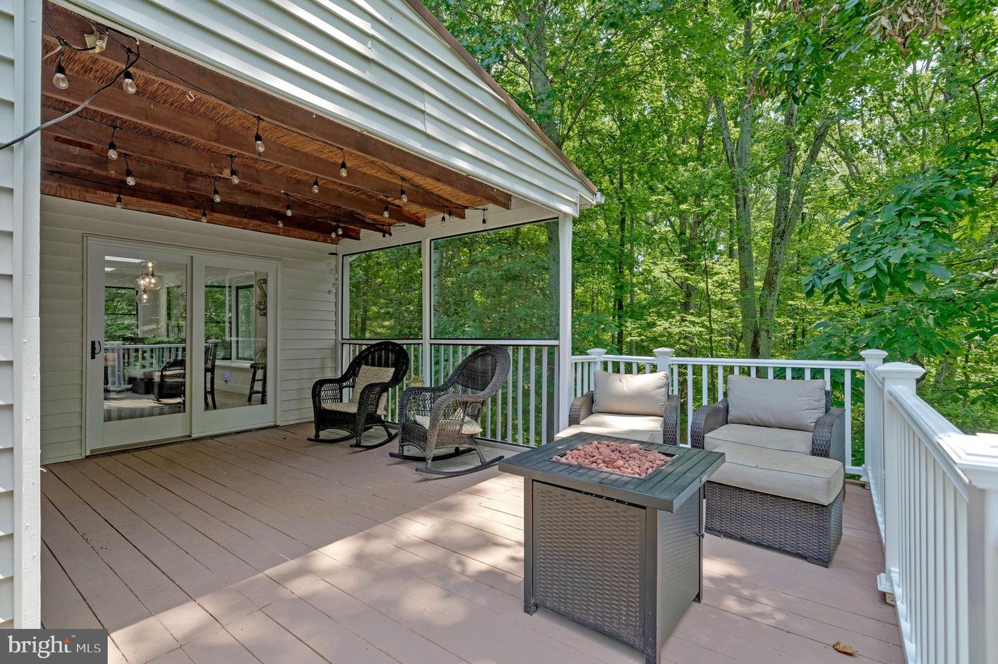6285 SNOWFOX LN, BROAD RUN, Virginia 20137, 4 Bedrooms Bedrooms, ,3 BathroomsBathrooms,Residential,For sale,6285 SNOWFOX LN,VAFQ2017442 MLS # VAFQ2017442
