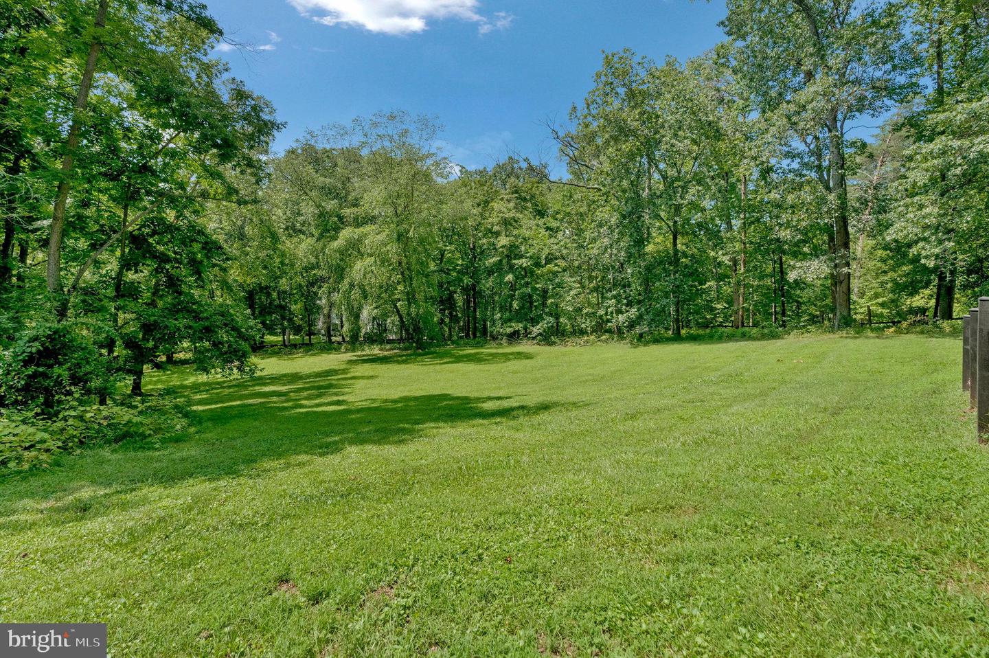 6285 SNOWFOX LN, BROAD RUN, Virginia 20137, 4 Bedrooms Bedrooms, ,3 BathroomsBathrooms,Residential,For sale,6285 SNOWFOX LN,VAFQ2017442 MLS # VAFQ2017442