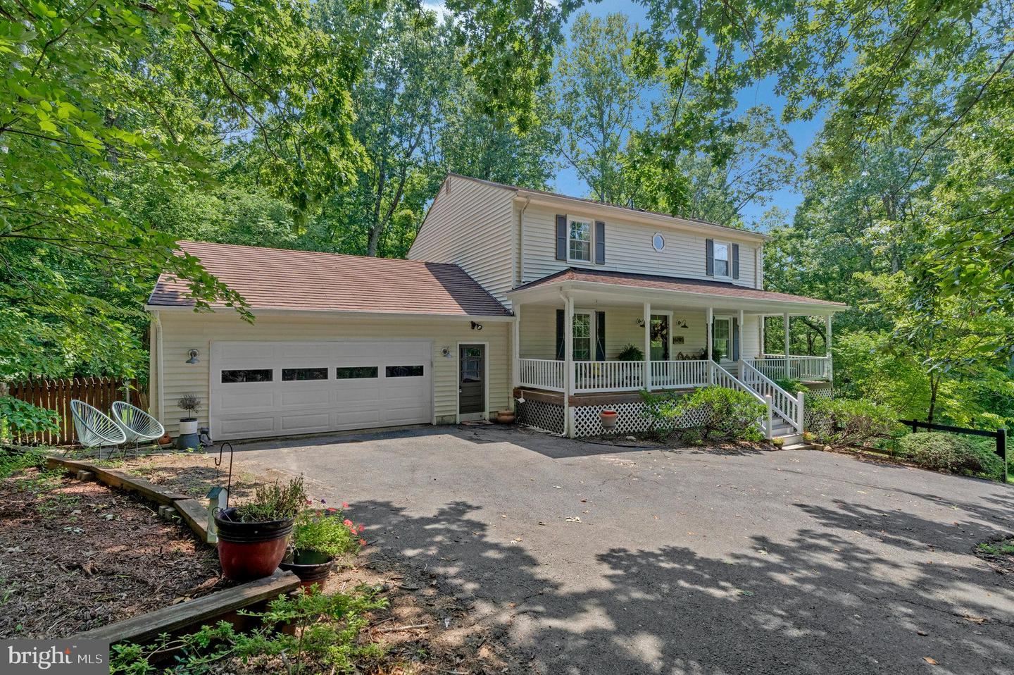 6285 SNOWFOX LN, BROAD RUN, Virginia 20137, 4 Bedrooms Bedrooms, ,3 BathroomsBathrooms,Residential,For sale,6285 SNOWFOX LN,VAFQ2017442 MLS # VAFQ2017442