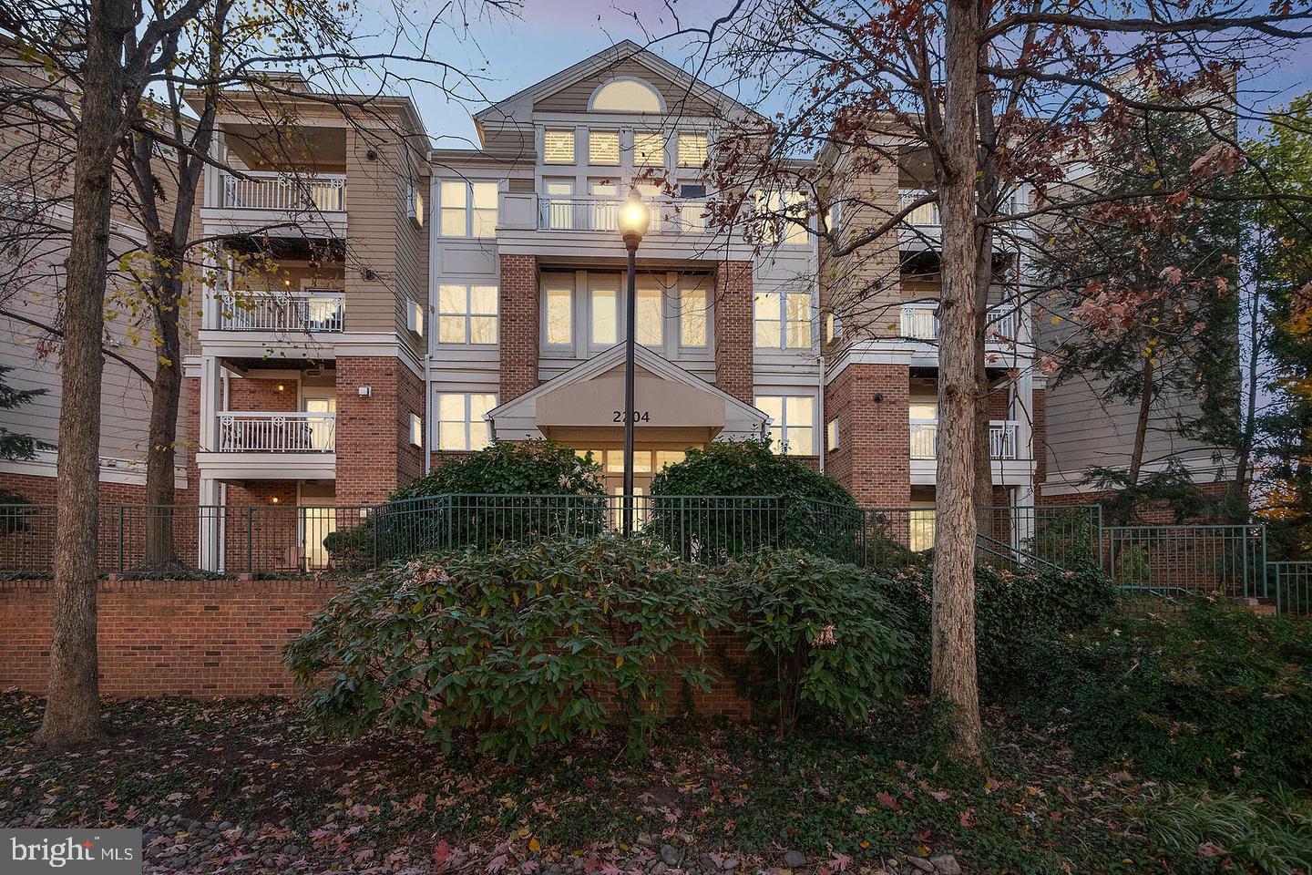 2204 WESTCOURT LN #116, HERNDON, Virginia 20170, 1 Bedroom Bedrooms, ,1 BathroomBathrooms,Residential,For sale,2204 WESTCOURT LN #116,VAFX2255380 MLS # VAFX2255380